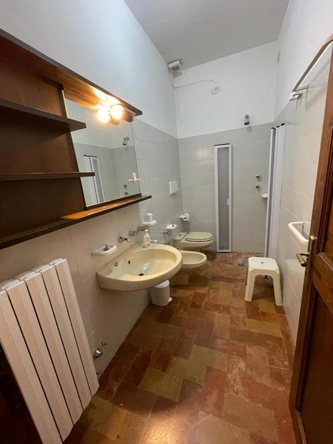 Apartamento Casa Dei Lecci Foligno Exterior foto