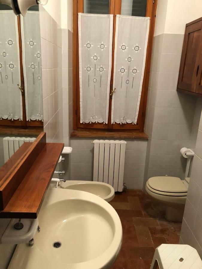 Apartamento Casa Dei Lecci Foligno Exterior foto
