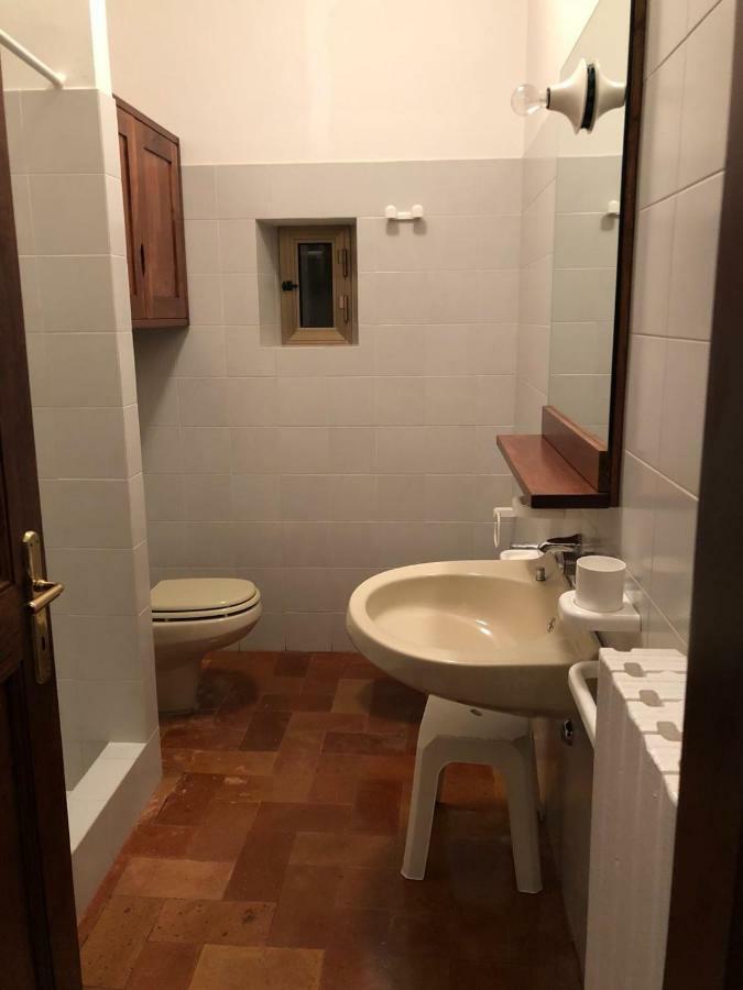 Apartamento Casa Dei Lecci Foligno Exterior foto